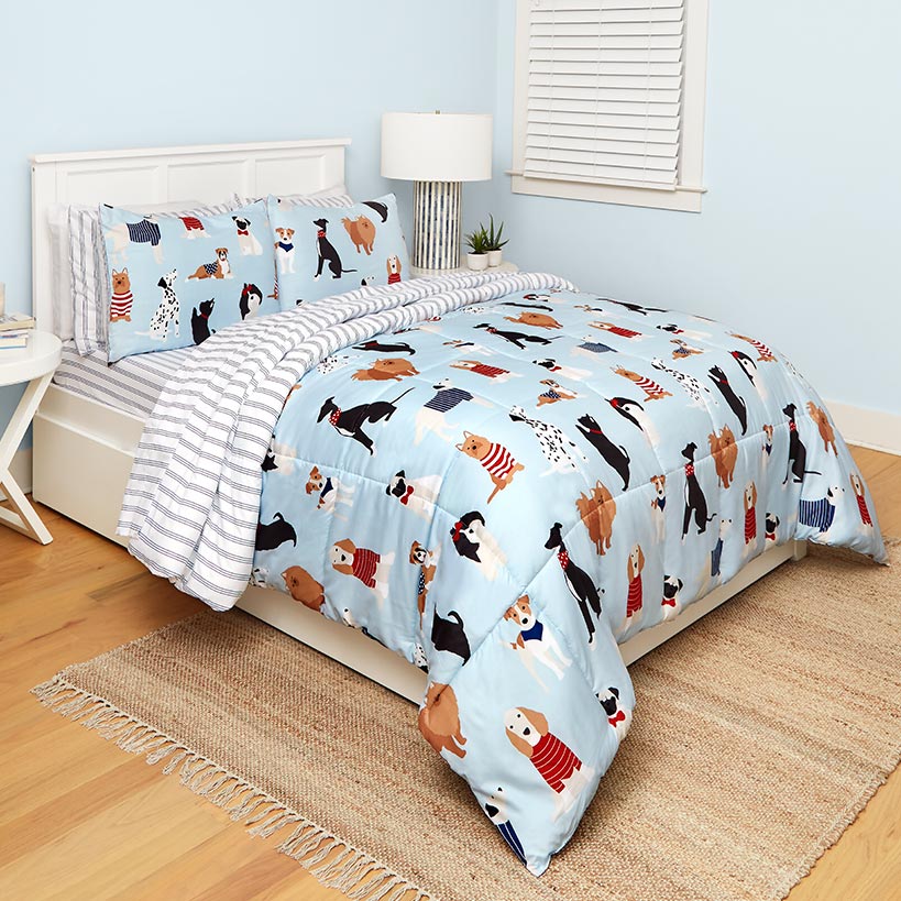 Dog's Life Reversible Queen or King Complete Comforter Set