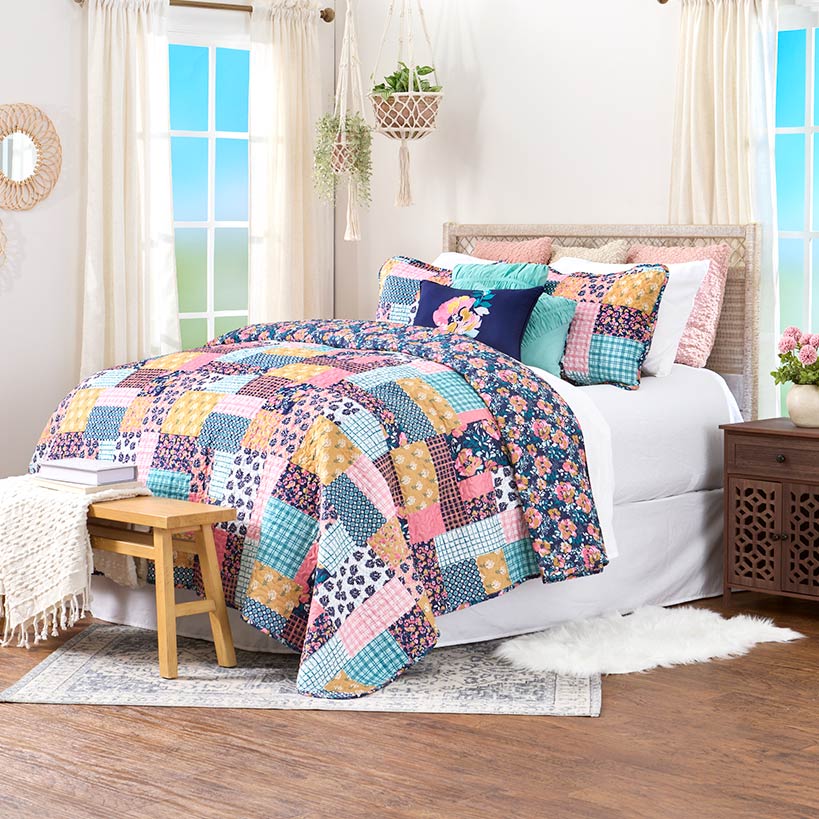 Jolene Patchwork Reversible Full/Queen or King Quilt#select-size_king